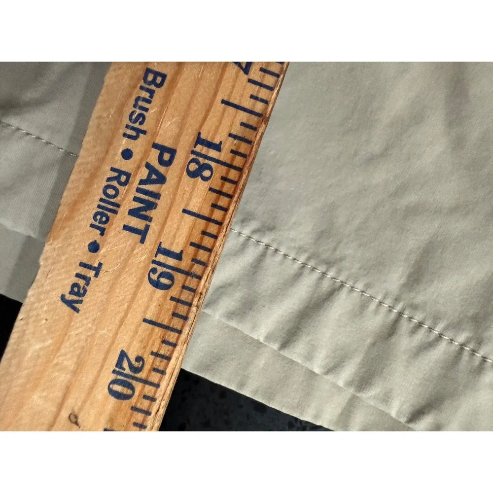 Vineyard Vines Performance Breaker Shorts Mens 40 Khaki Tan Flat Front Logo 321